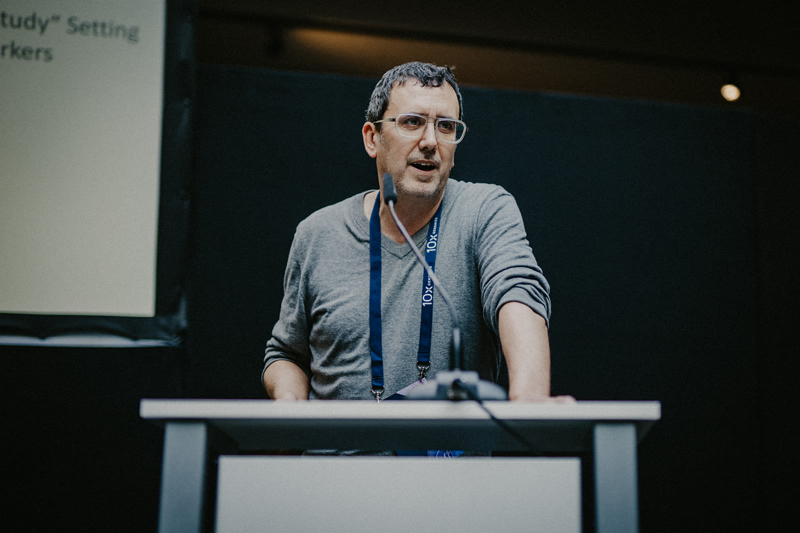 Markus Morkel, PhD, speaking at the 10x Genomics Single Cell & Spatial Discovery Symposium in Berlin.