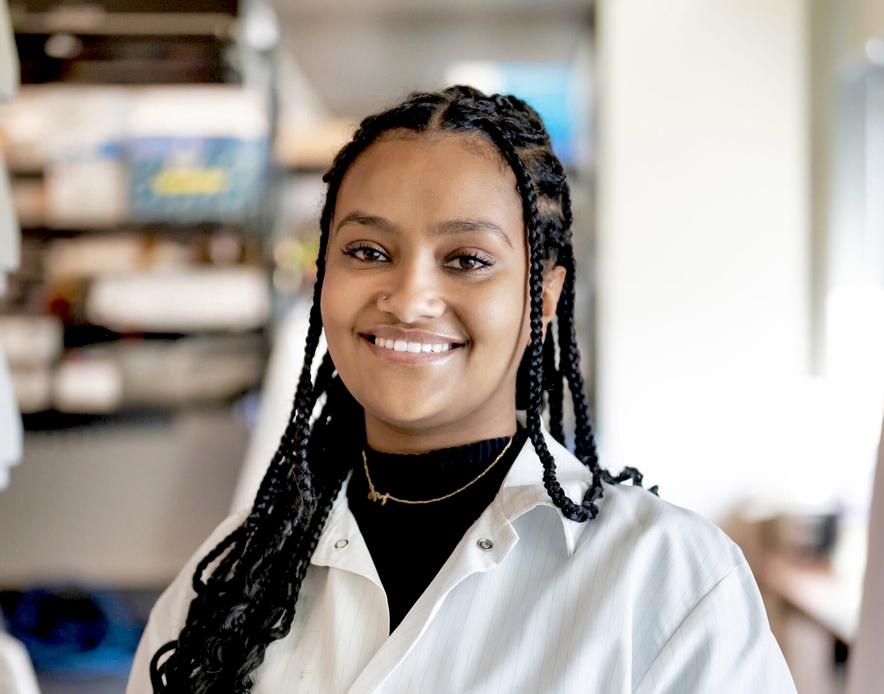 Tsion Abay worked on PERFF-seq while working in Dr. Ansuman Satpathy’s lab as a research technician. She is currently at Harvard University working towards her doctorate. 